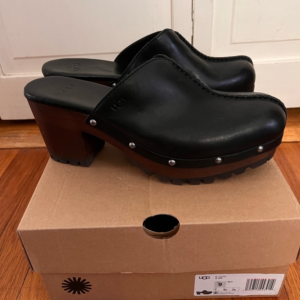 Ugg Judi Clog 9 NIB